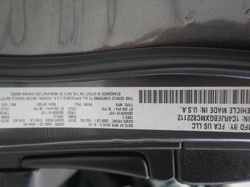 Used 2021 Jeep Grand Cherokee Limited w/ Sun & Sound Group RWD image 34
