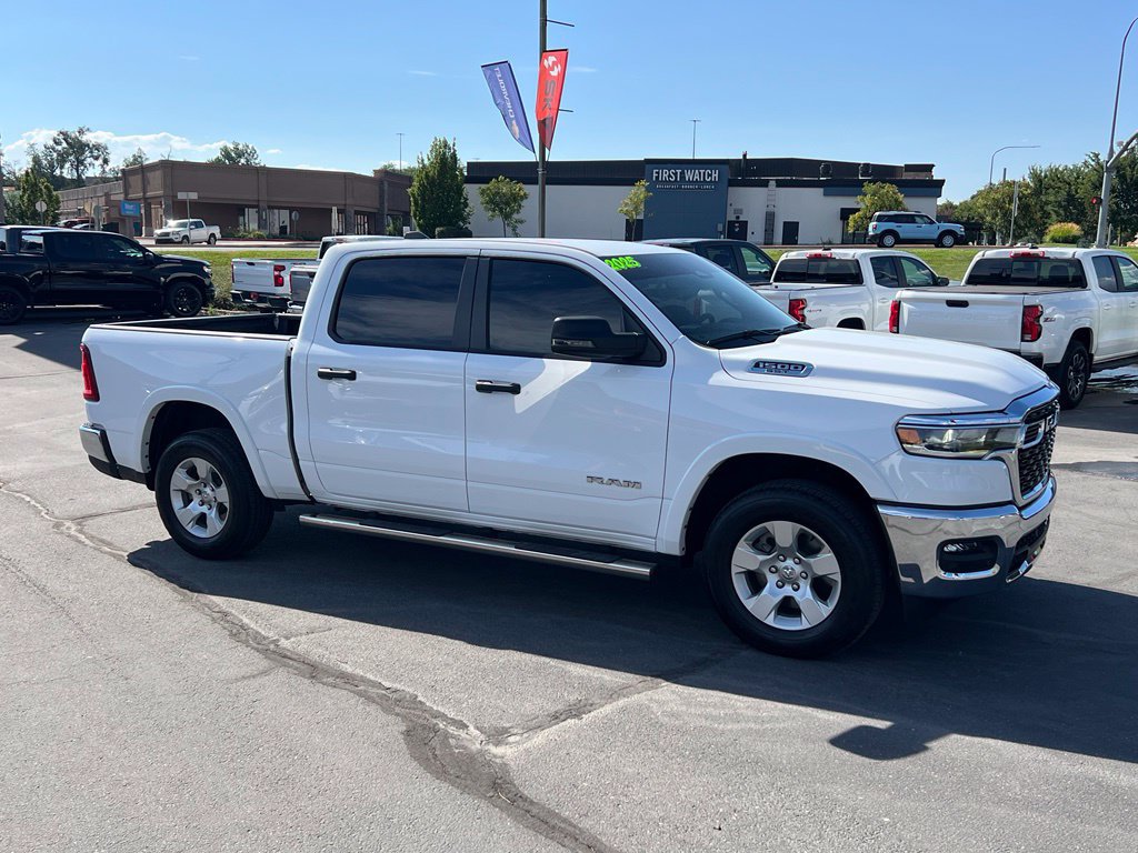 Used 2025 RAM 1500 Big Horn AWD/4WD image 6