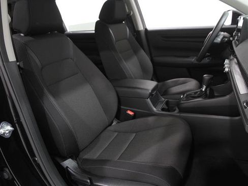 Used 2023 Honda CR-V EX image 16