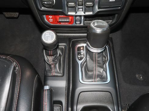 Used 2020 Jeep Gladiator Rubicon image 28