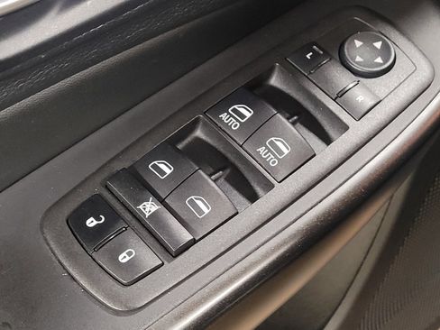 Used 2022 Jeep Cherokee Trailhawk w/ Trailer Tow Group image 27