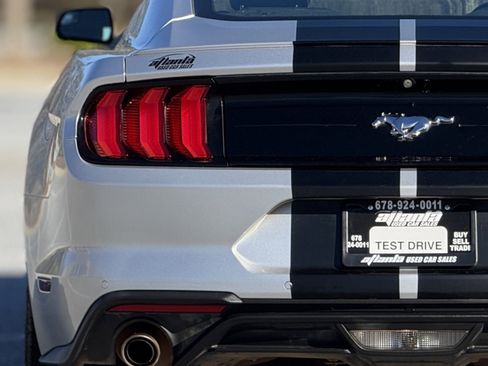 Used 2019 Ford Mustang Premium image 15