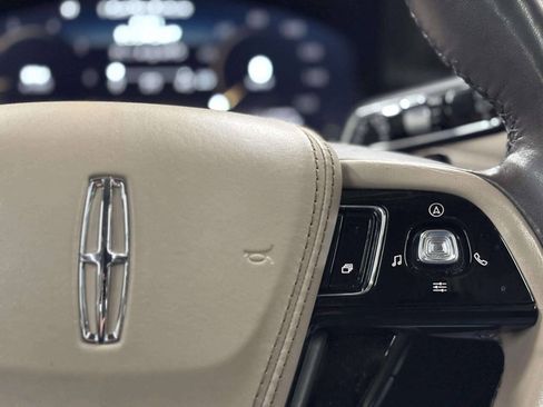 Used 2021 Lincoln Aviator Reserve w/ Equipment Group 202A AWD/4WD image 41