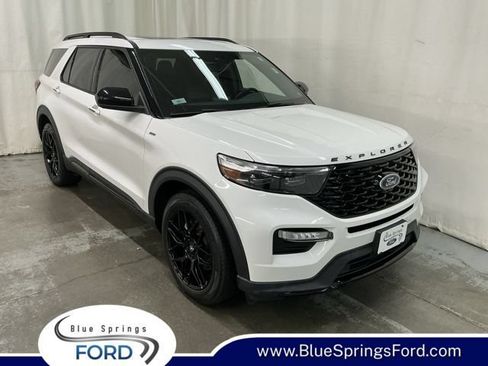 Used 2022 Ford Explorer ST-Line w/ Class IV Trailer Tow Package RWD image 1