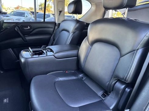 Used 2024 INFINITI QX80 Luxe image 16