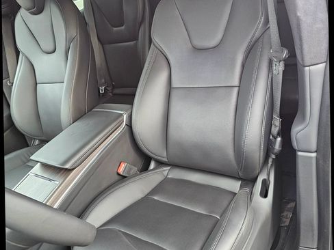 Used 2023 Tesla Model X AWD/4WD image 10