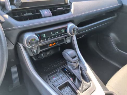 Used 2024 Toyota RAV4 XLE FWD image 23