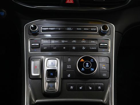 Used 2023 Hyundai Santa Fe Limited image 16