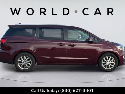 Used 2019 Kia Sedona EX FWD image 3