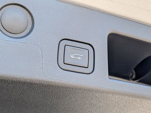 New 2026 GMC Terrain AT4 w/ Technology Package II AWD/4WD image 29