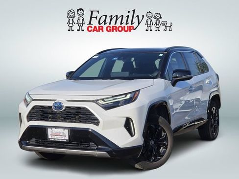 Used 2024 Toyota RAV4 XSE AWD/4WD image 1