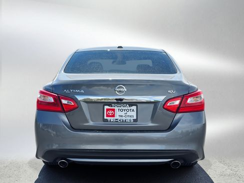 Used 2017 Nissan Altima 2.5 SV FWD image 4