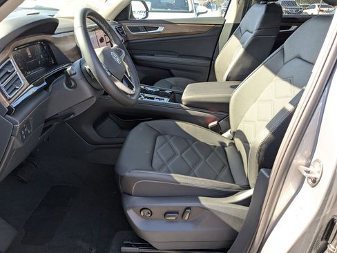 New 2026 Volkswagen Atlas SE image 14