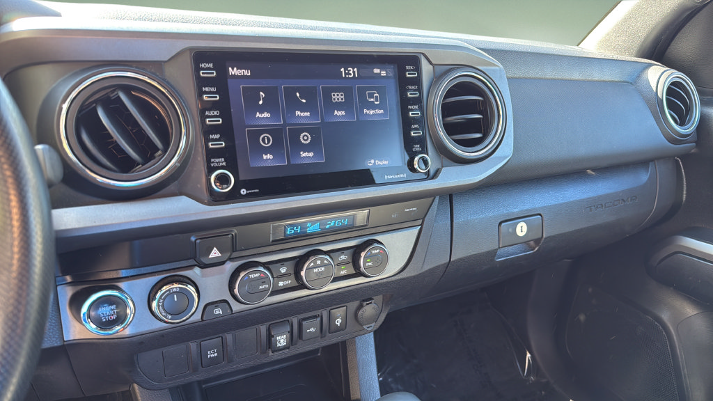 Used 2022 Toyota Tacoma TRD Off-Road AWD/4WD image 25
