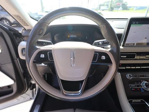 Used 2023 Lincoln Aviator Reserve w/ Equipment Group 201A RWD image 20
