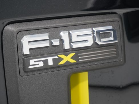 Used 2025 Ford F150 STX w/ Equipment Group 200A image 7