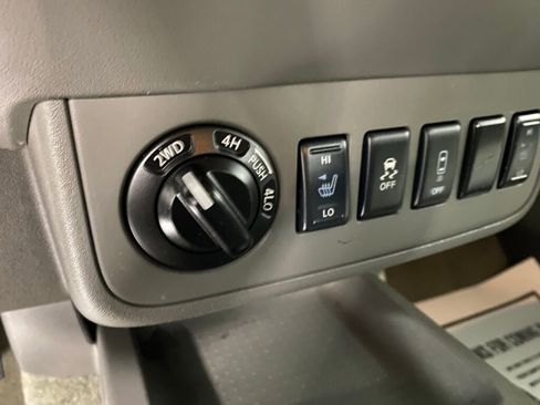 Used 2018 Nissan Frontier SV w/ Value Truck Package image 15