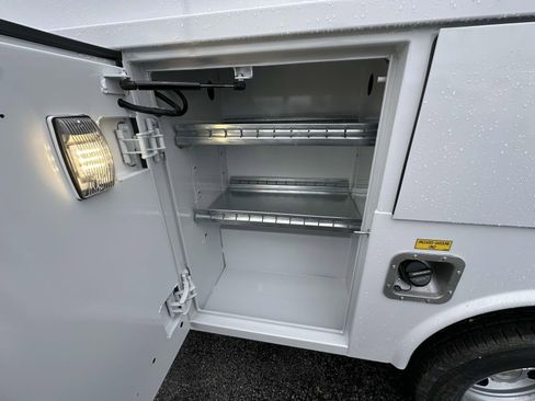 New 2025 Chevrolet Express 3500 w/ Power Convenience Package image 10