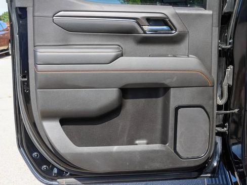Used 2022 GMC Sierra 1500 AT4 w/ Sierra Safety Plus Package AWD/4WD image 15