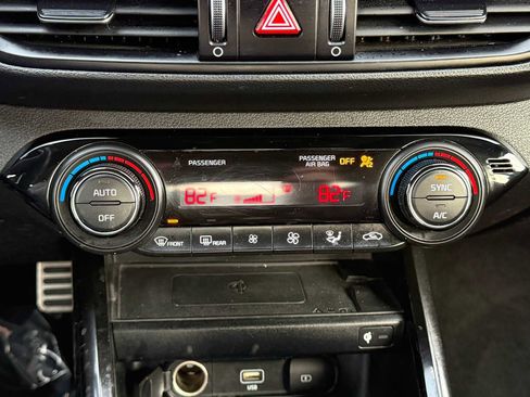 Used 2023 Kia Forte GT-Line w/ GT-Line Premium Package image 26