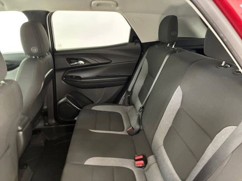 Certified 2024 Chevrolet TrailBlazer LT FWD image 18