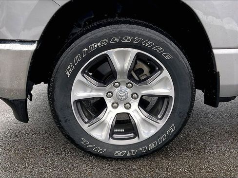 Used 2024 RAM 1500 Laramie AWD/4WD image 7