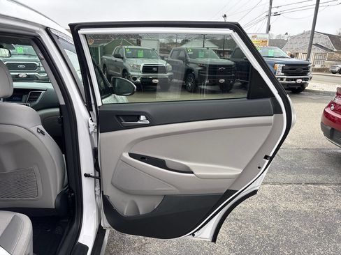 Used 2017 Hyundai Tucson Eco w/ Cargo Package image 30