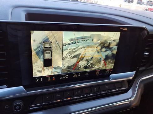 Used 2024 Chevrolet Silverado 1500 High Country w/ High Country Premium Package image 32