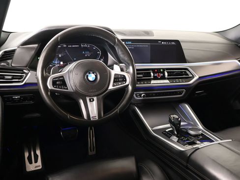 Used 2020 BMW X6 M50i w/ Premium Package AWD/4WD image 2
