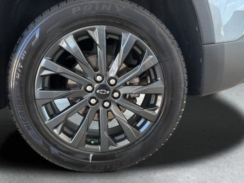 Used 2023 Chevrolet Traverse RS w/ LPO, Floor Liner Package AWD/4WD image 13