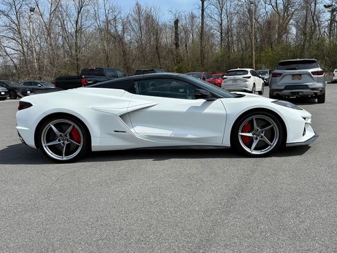 Used 2025 Chevrolet Corvette E-Ray image 7