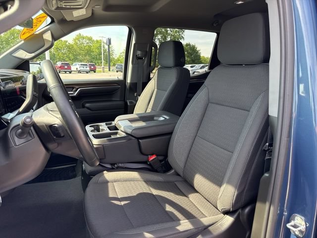 Used 2024 Chevrolet Silverado 1500 LT AWD/4WD image 19