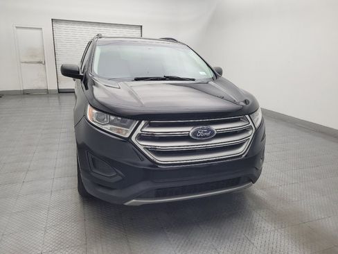 Used 2018 Ford Edge SE FWD image 14