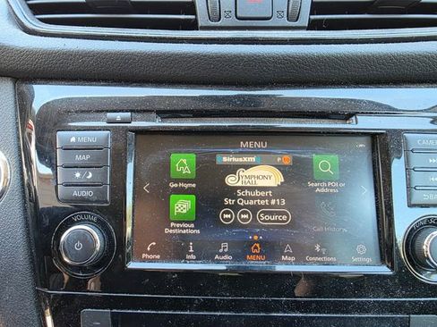 Used 2019 Nissan Rogue SL w/ Premium Package image 13