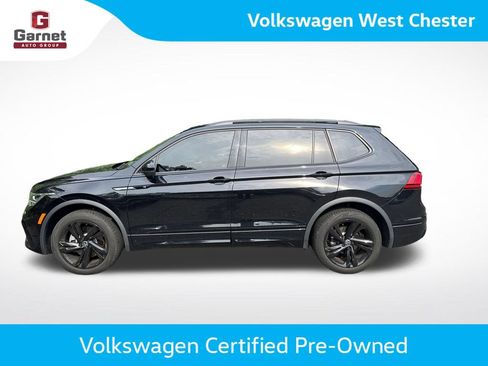 Used 2024 Volkswagen Tiguan SE R-Line AWD/4WD image 2