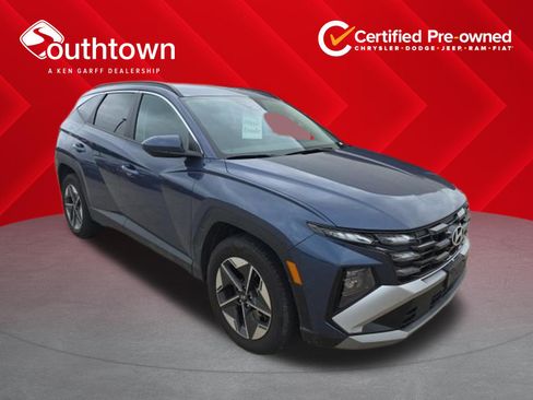 Used 2025 Hyundai Tucson SEL AWD/4WD image 1