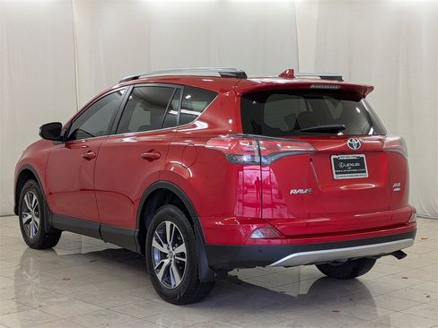Used 2016 Toyota RAV4 XLE image 6