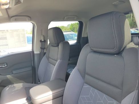 New 2026 Nissan Frontier SV w/ SV Convenience Package AWD/4WD image 16
