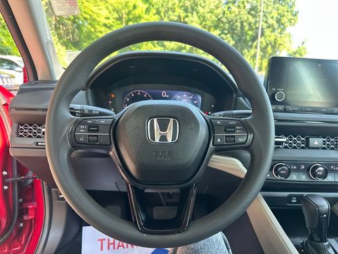Used 2024 Honda Accord EX image 12
