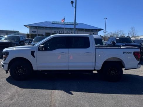 Used 2025 Ford F150 XLT w/ Equipment Group 302A MID image 8