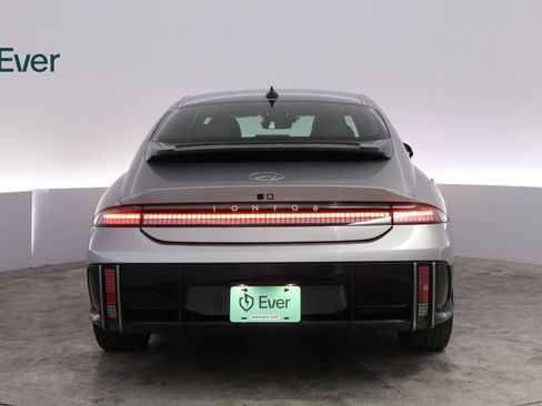 Used 2024 Hyundai Ioniq 6 Limited RWD image 15