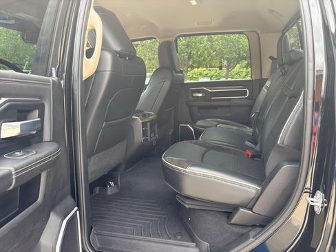 Used 2022 RAM 3500 Laramie AWD/4WD image 34
