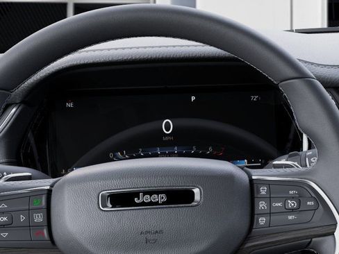 New 2026 Jeep Grand Cherokee Limited image 17