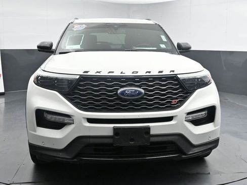 Used 2020 Ford Explorer ST w/ Premium Technology Package image 3