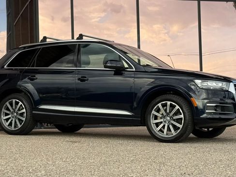 Used 2017 Audi Q7 3.0T Premium Plus w/ Premium Plus Package AWD/4WD image 16