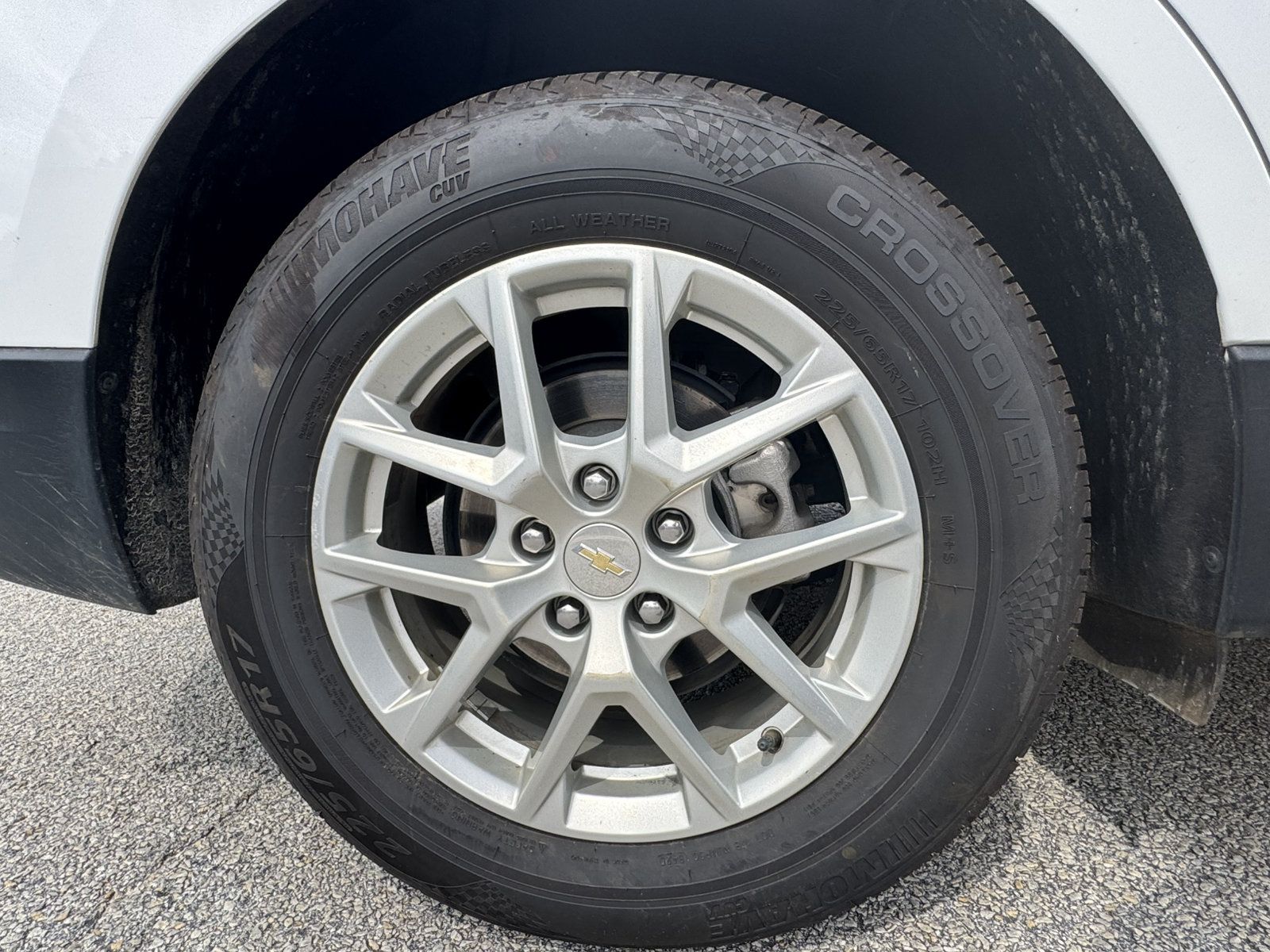 Used 2024 Chevrolet Equinox LT AWD/4WD image 16