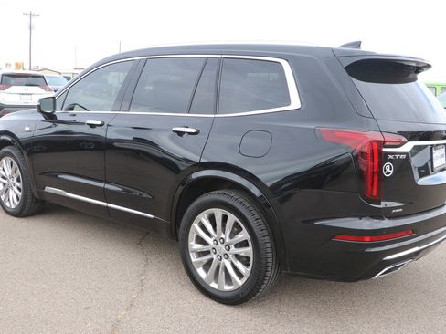 Used 2020 Cadillac XT6 Premium Luxury image 5