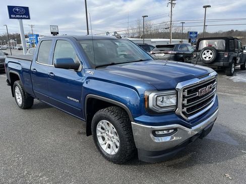 Used 2017 GMC Sierra 1500 SLE w/ SLE Value Package image 11