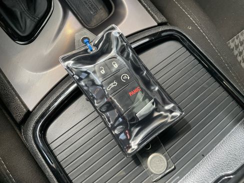 Used 2023 Dodge Charger R/T w/ Blacktop Package image 41