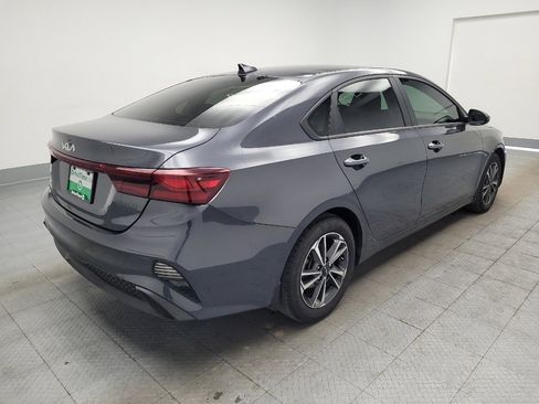 Used 2024 Kia Forte LXS FWD image 9